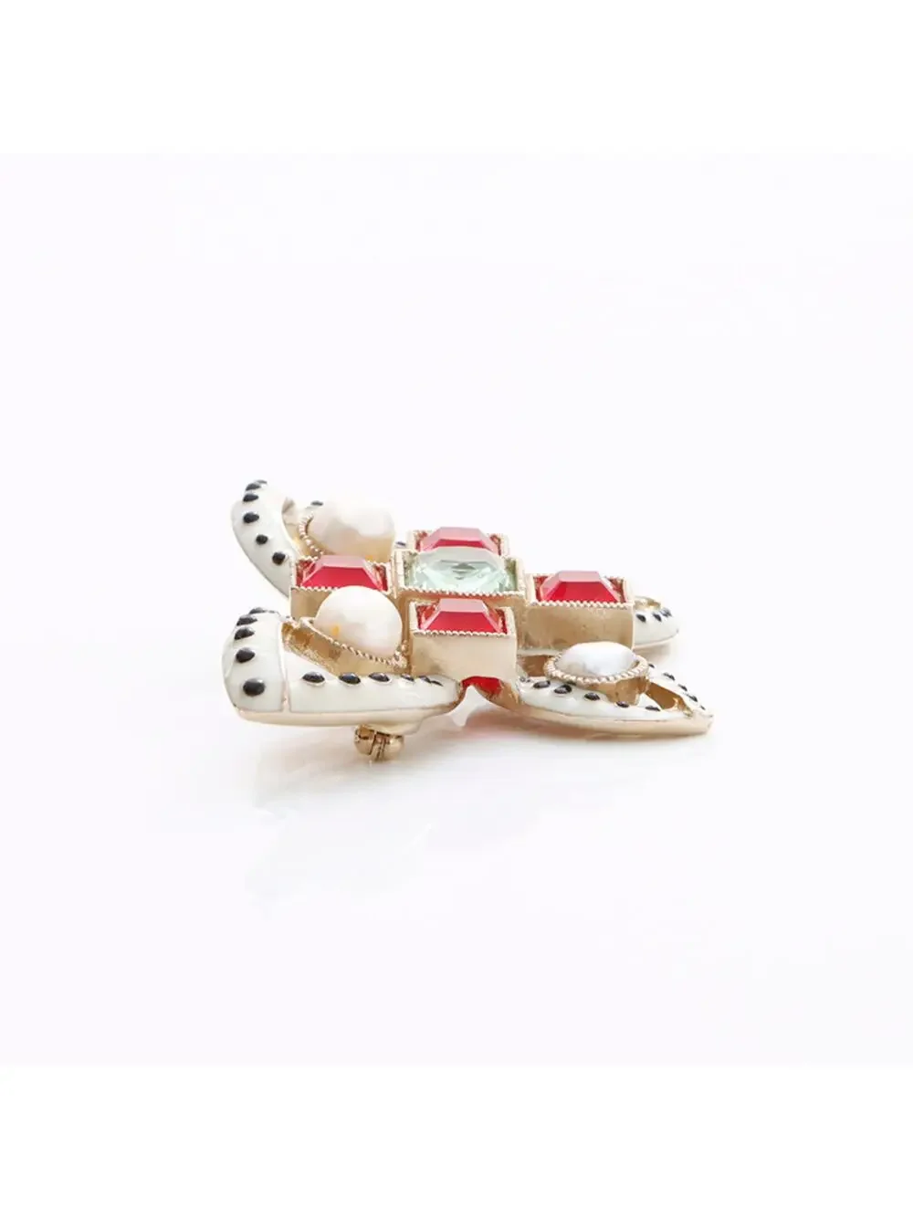 Chanel Butterfly Brooch Metal Gold And #246949C78B
